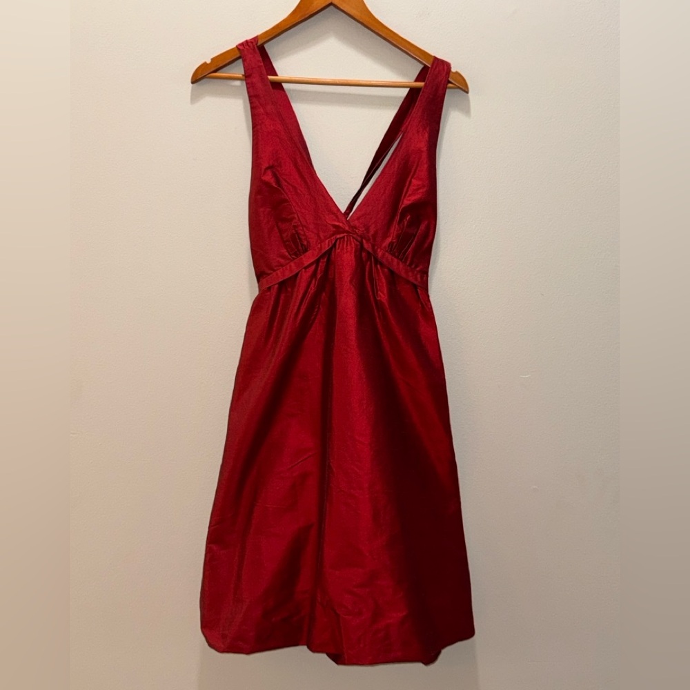 BCBG Maxazria red sleeveless Silk NWT deep V neck halter dress sz 2 - Picture 7 of 10